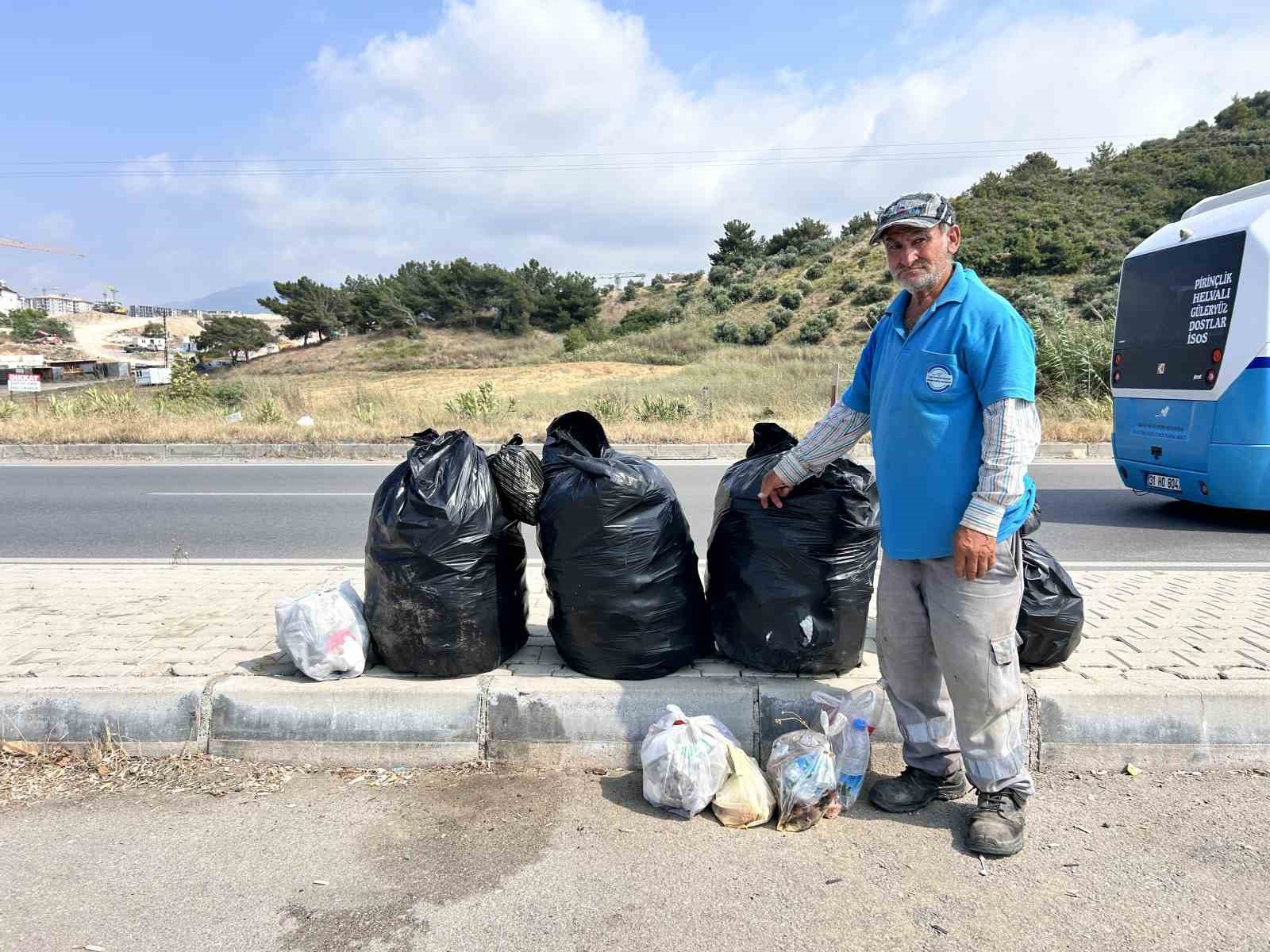 Tatilciler gitti, geriye çöpleri kaldı