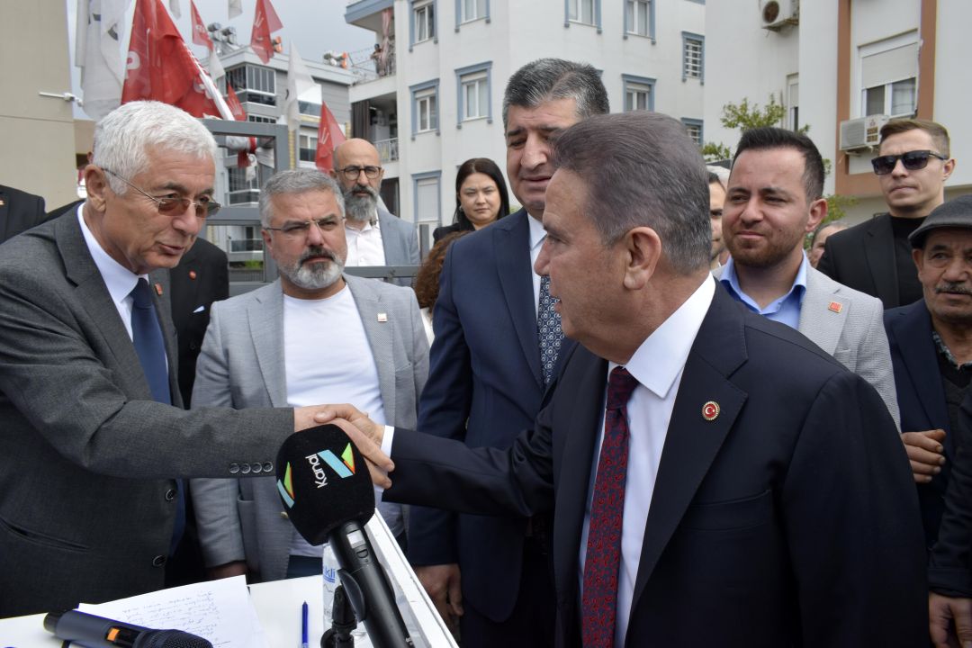 CHP Antalya’da Bayramlaşma Töreni