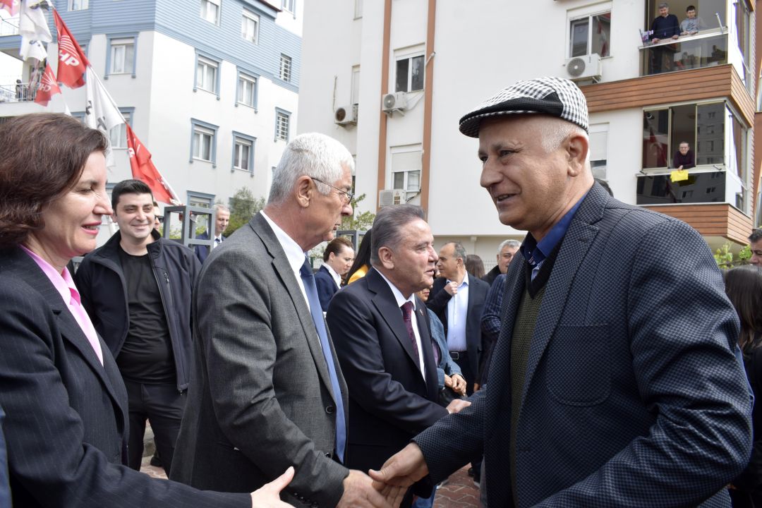 CHP Antalya’da Bayramlaşma Töreni