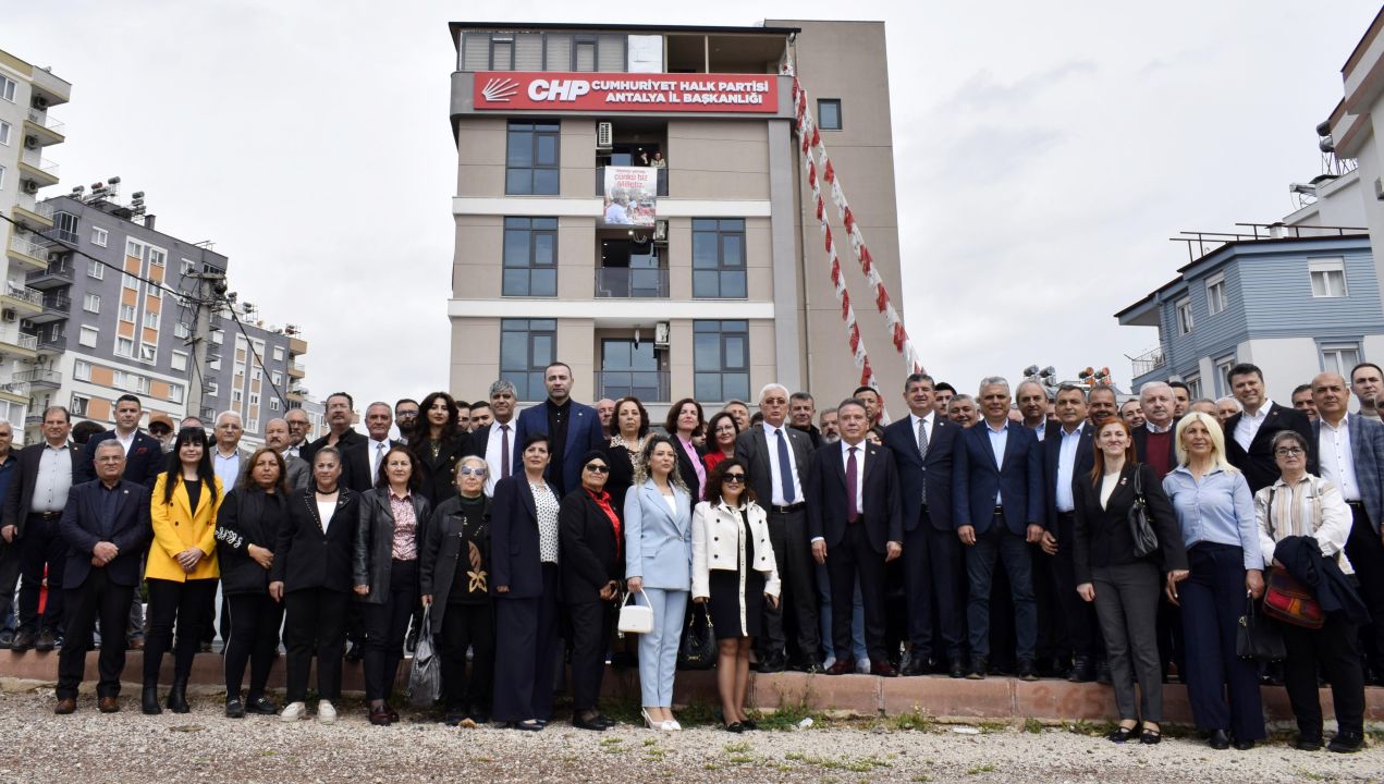 CHP Antalya’da Bayramlaşma Töreni