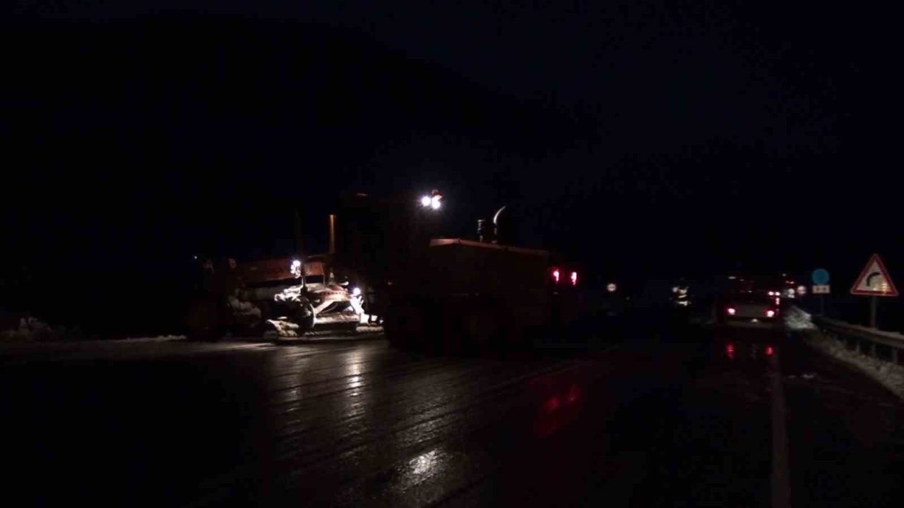 Gece Kar Yağışı Etkili Oldu