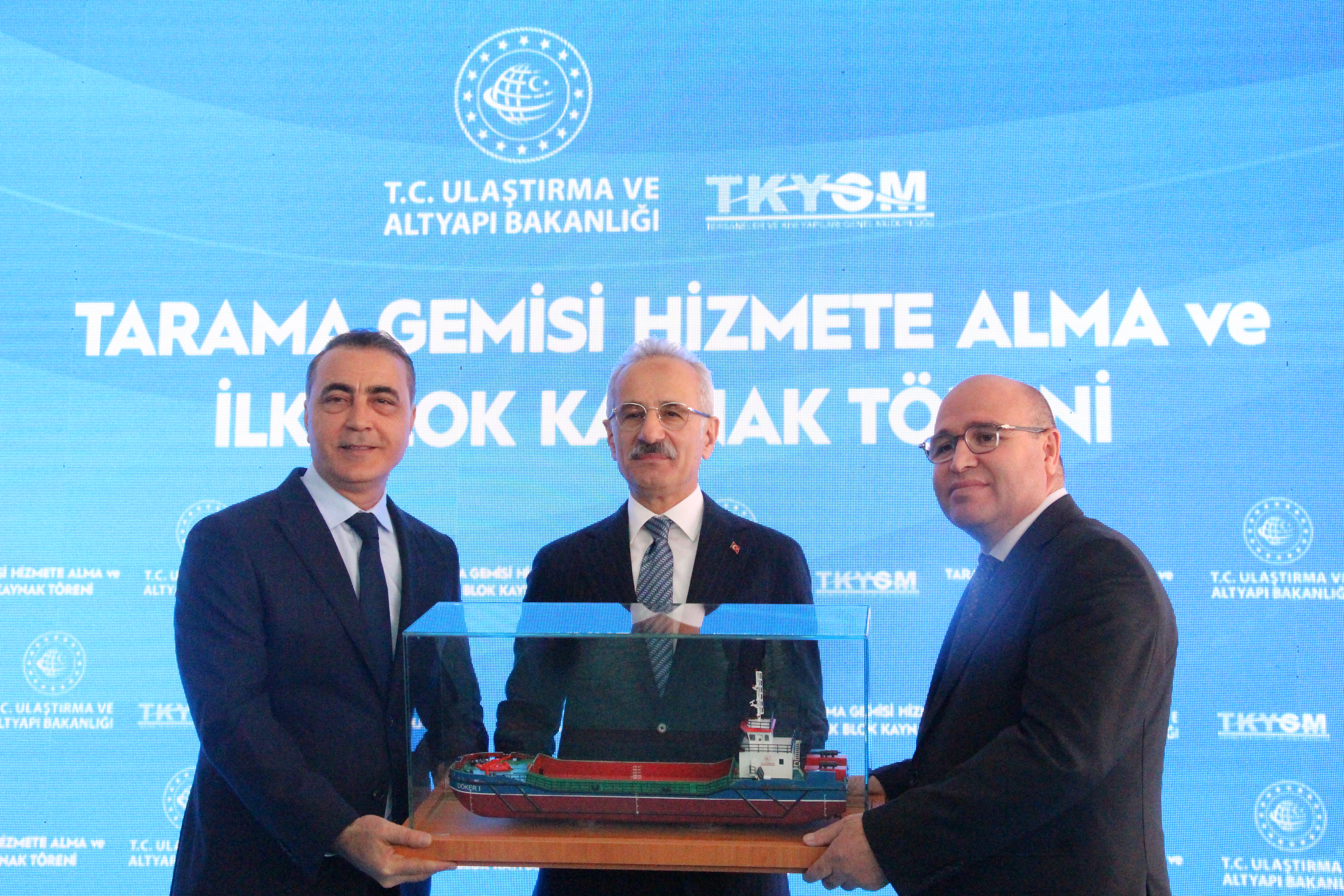 Bakan Uraloğlu: Gemilerimiz Denetim Zincirlerinden Kurtulmuş Şekilde Küresel Sularda Özgürce Seyrediyor