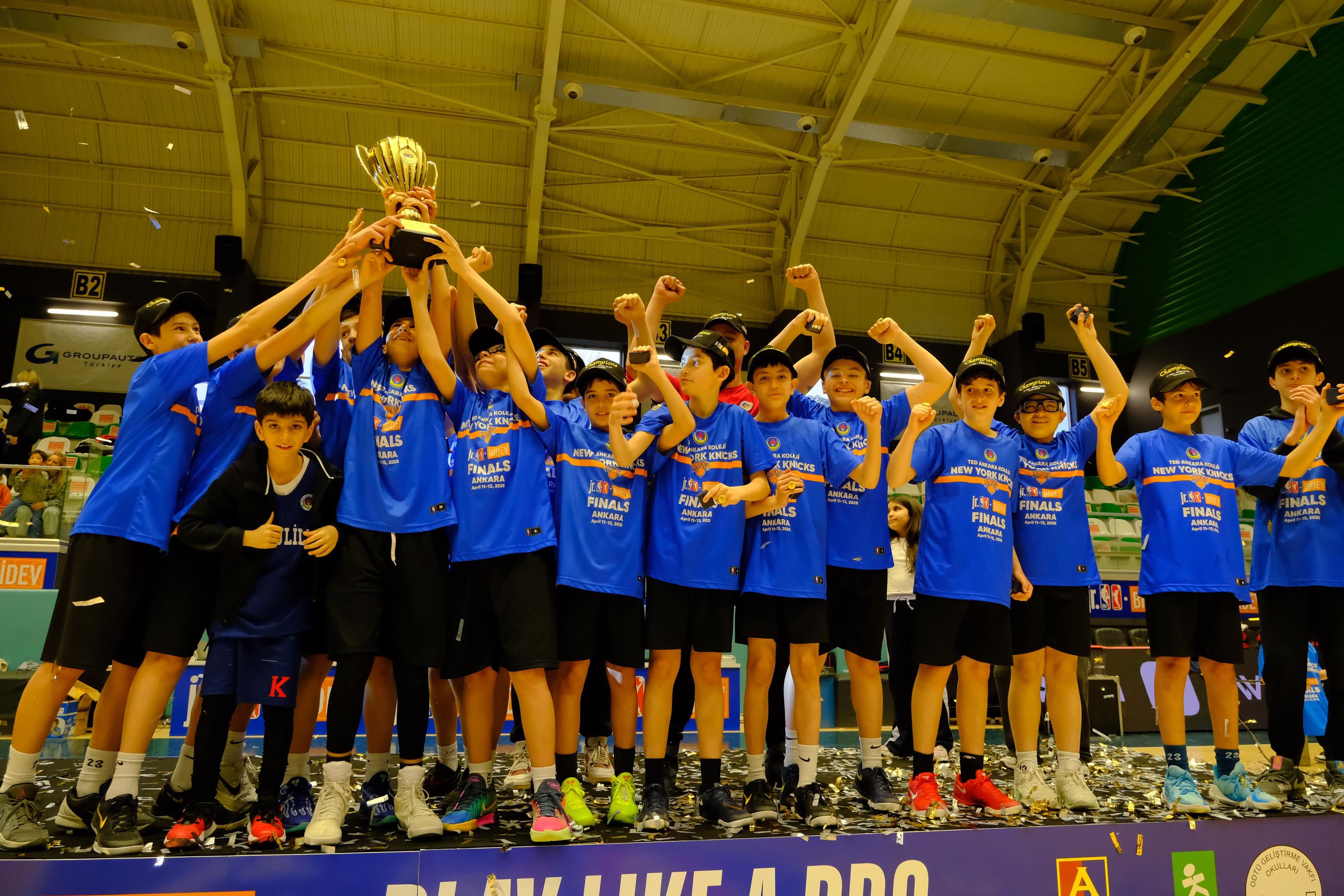 Jr. NBA-BİDEV Ligi şampiyonu, TED Ankara Koleji oldu