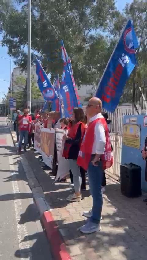 Falez Turizm Lisesi Önünde "Proje Değil, Adalet İstiyoruz!" Çığlığı