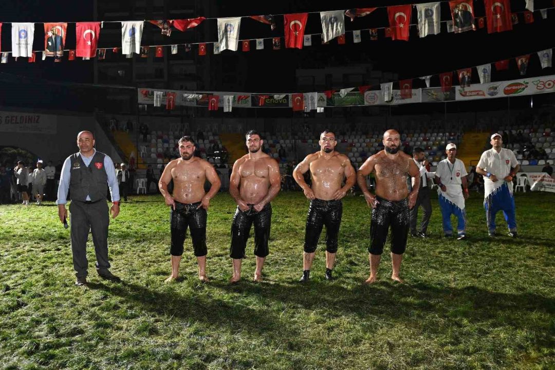 Antalya’da yağlı güreş heyecanı