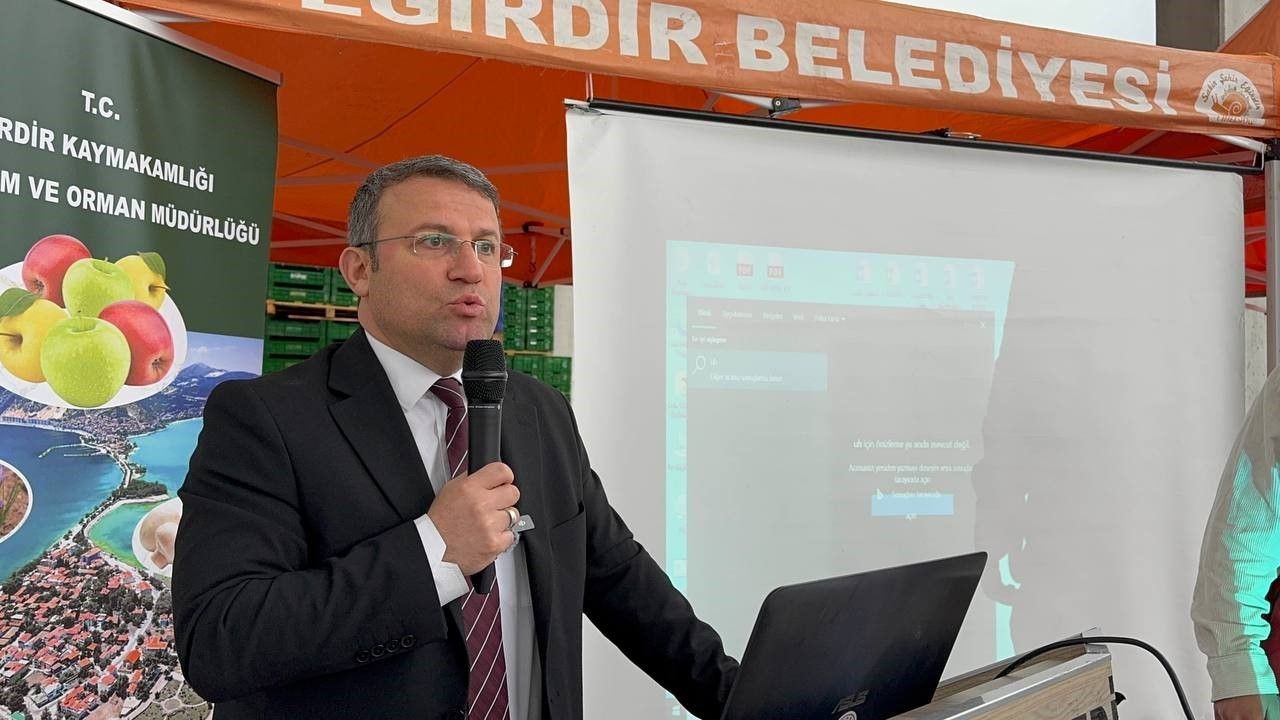 Elma Bahçelerine Organik Dokunuş