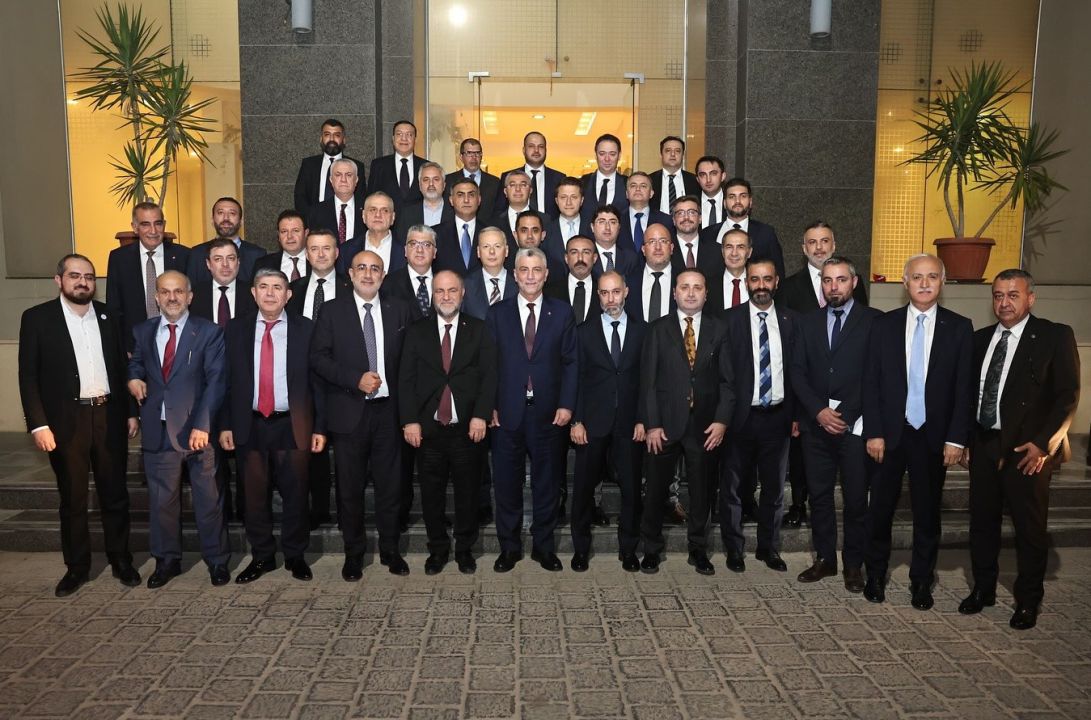 Suriye’nin imarı için Mersinli iş insanları kolları sıvıyor
