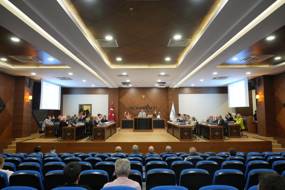 Konyaaltı Meclisi'nde Adalet Vurgusu