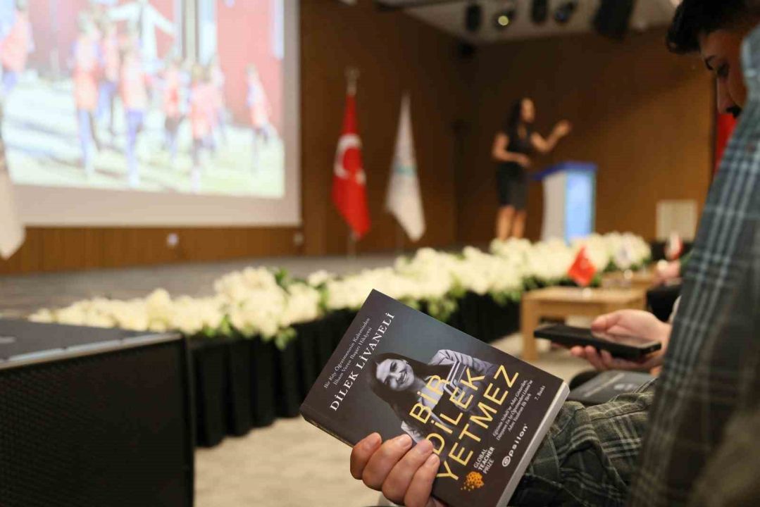 ALKÜ’de uzman isimler öğrencilerle buluştu