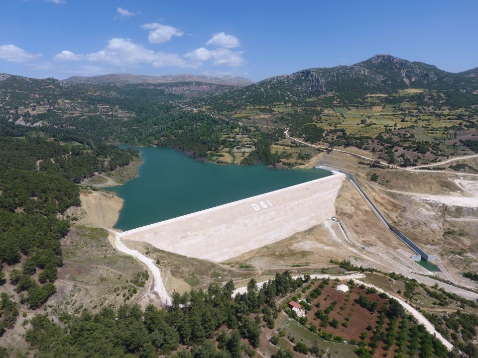DSİ, Burdur'da 22 yılda 65 sulama tesisi yaptı