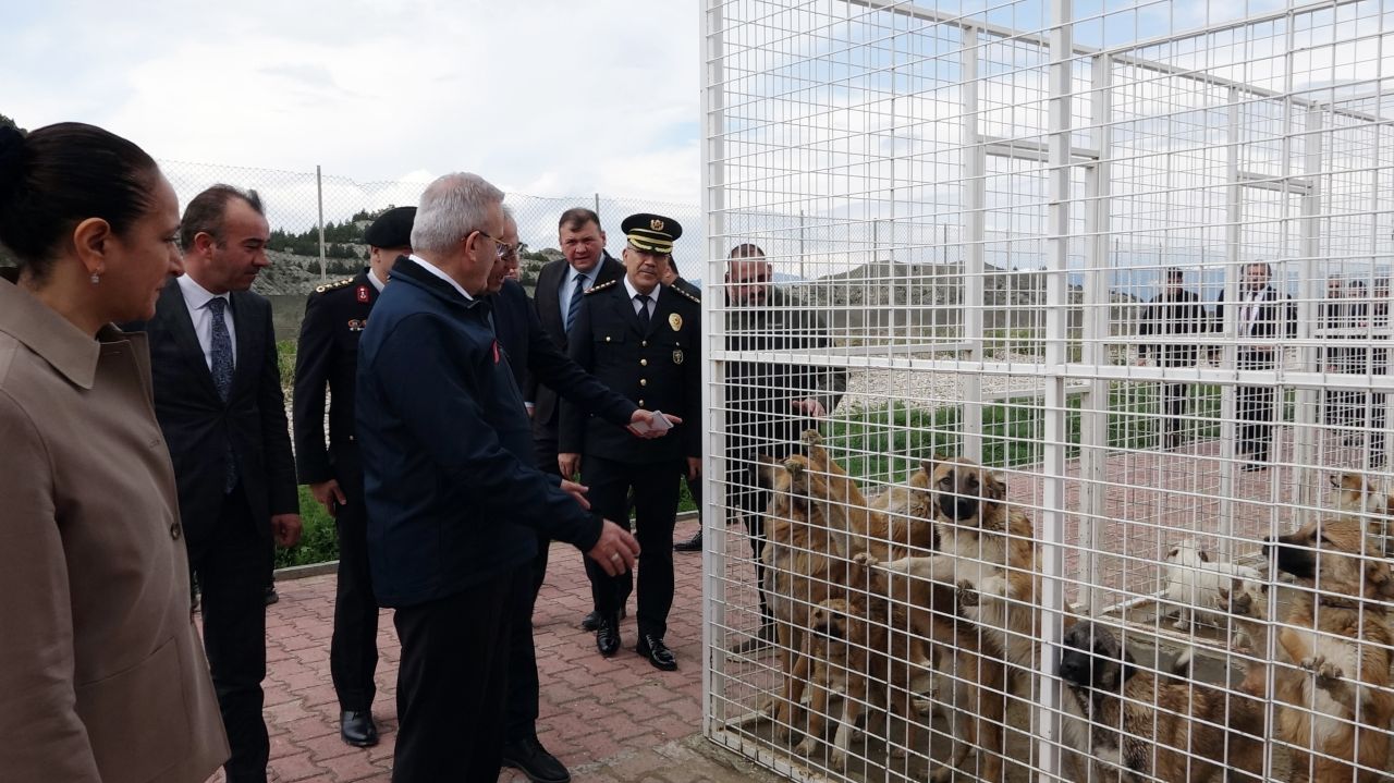 İçişleri Bakan Yardımcısı Karaloğlu, Burdur'da