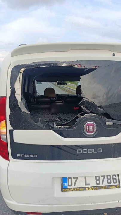 Motosiklet Sürücüsünü Başındaki Kask Kurtardı