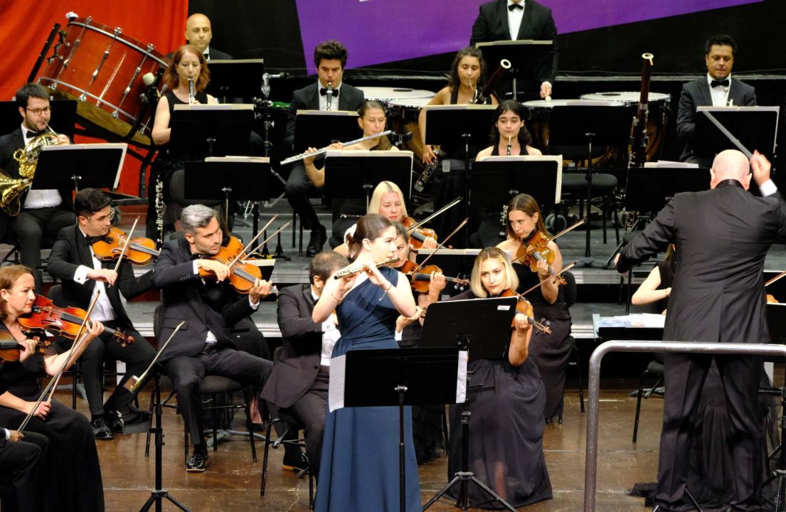 Senfoni Orkestrası’ndan Atatürk’e Saygı ve Gençliğe Armağan Konser