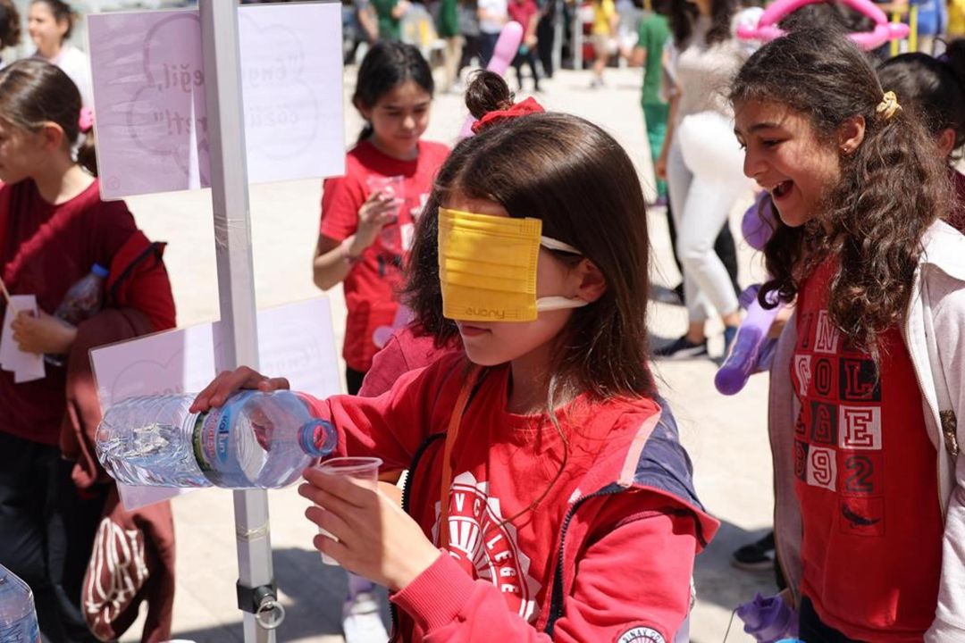Menteşe'de özel bireylere farkındalık için 'Aynı Güneşin Altında' buluştular