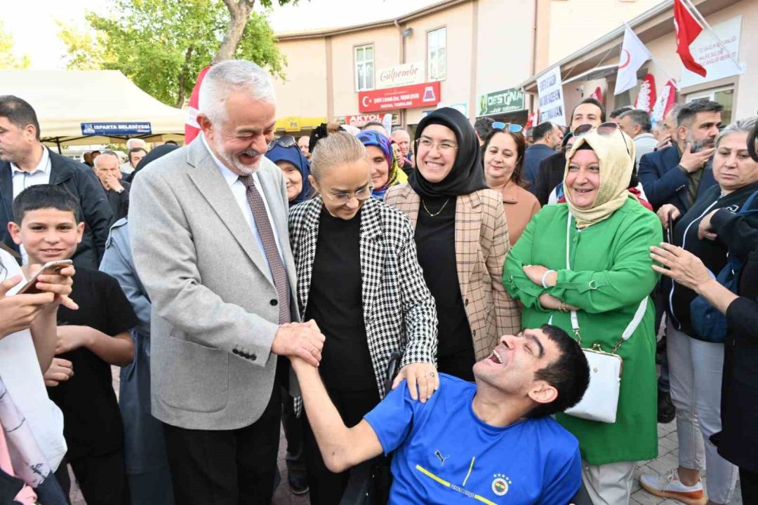 Başdeğirmen, mahalle buluşmalarıyla, vatandaşların talep ve önerilerini yerinde dinliyor