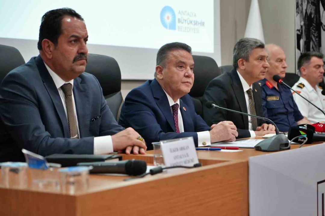 Antalyalıların Beklediği Proje Başlıyor! Antalya’da 4. Raylı Sistem Yolda, Havalimanında Slot Rekoru Kırılıyor