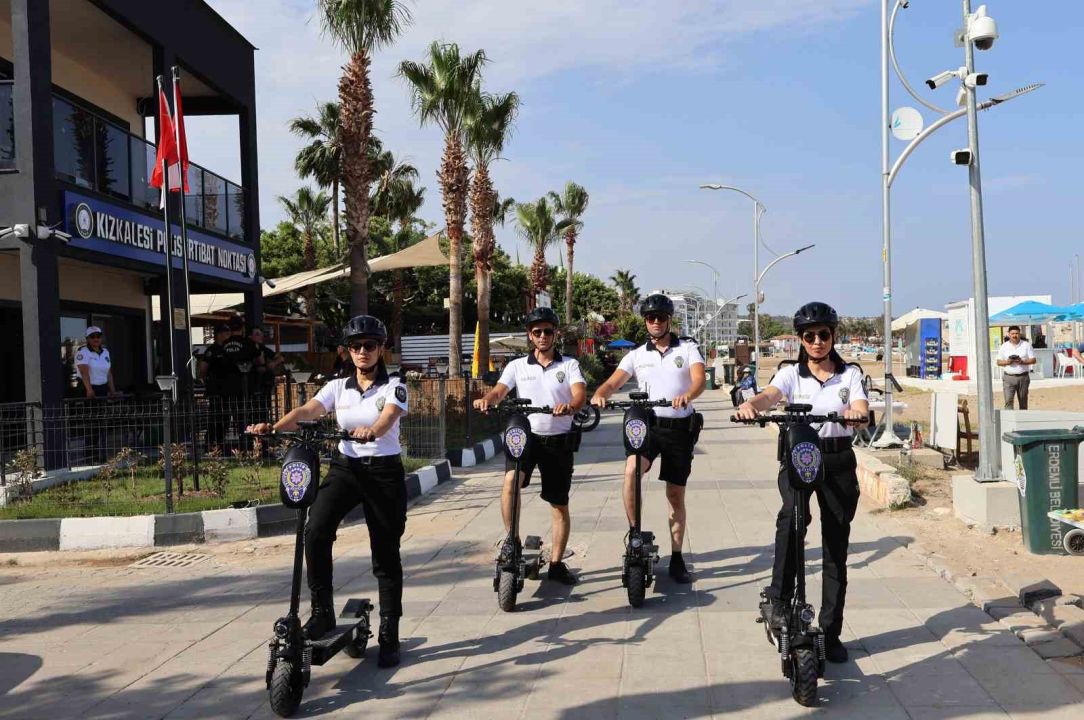 Kızkalesi sezona hazır:Scooterlu plaj polisleri de göreve başladı