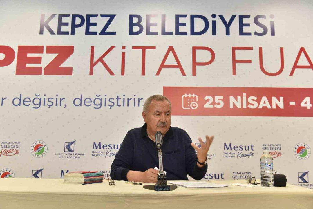Kepez Kitap Fuarı’nda Şükrü Erbaş Rüzgarı: Çocuklara Şiir, Doğaya Sevgi