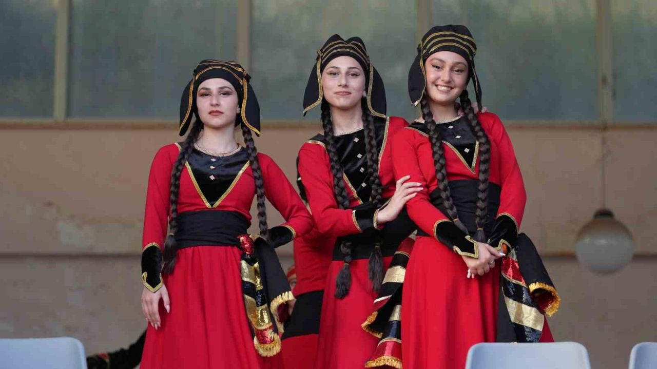"Festivalimiz güzelliklerle devam edecek"
