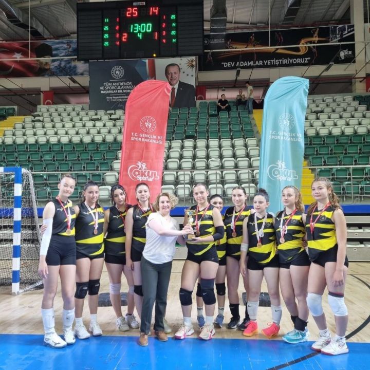 Muğla’da voleybol il birincisi belli oldu