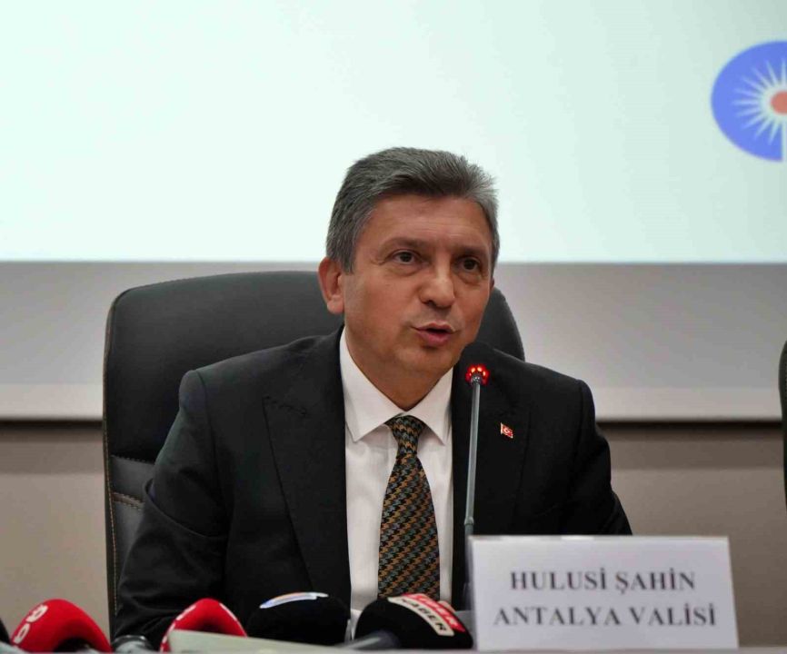 Antalyalıların Beklediği Proje Başlıyor! Antalya’da 4. Raylı Sistem Yolda, Havalimanında Slot Rekoru Kırılıyor