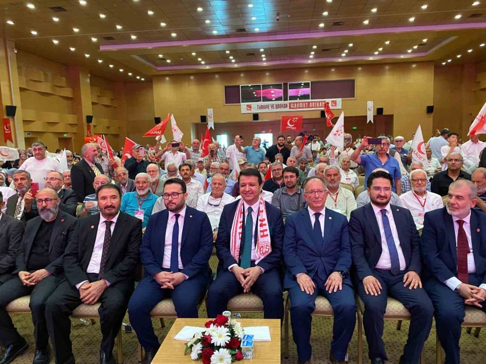 Saadet Partisi Genel Başkanı Arıkan: "Antalya’nın sadece yazın değil, her mevsim yaşanabilir bir şehir olmasını istiyoruz"