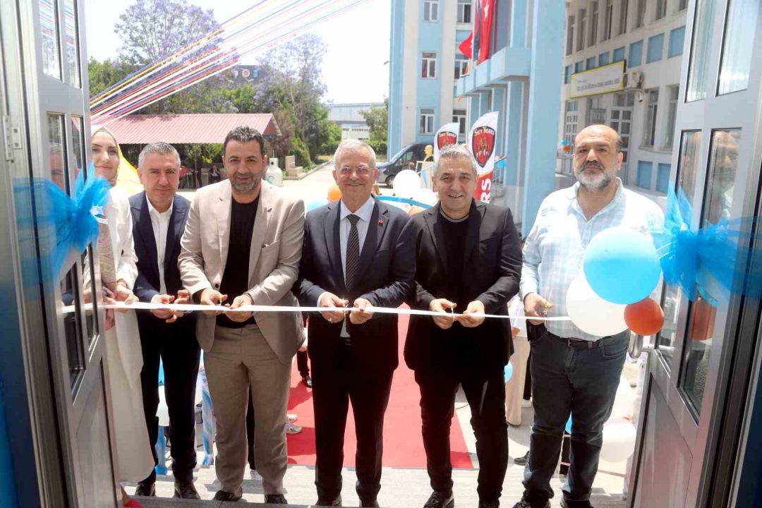 ‘Üreten Gençlik Proje ve Ürün Sergisi’ Mersin OSB’de açıldı
