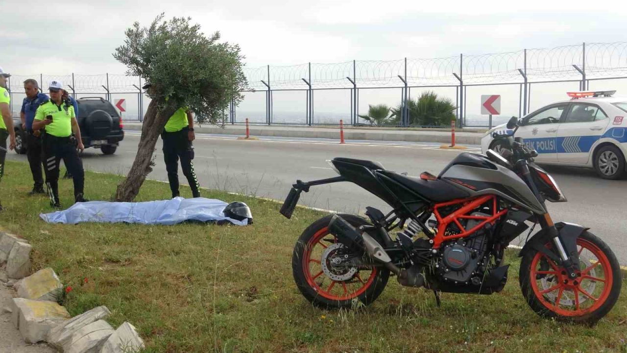 Kepez’de Virajda Feci Son! Genç Hasta Koordinatörü Motosiklet Kazasında Öldü