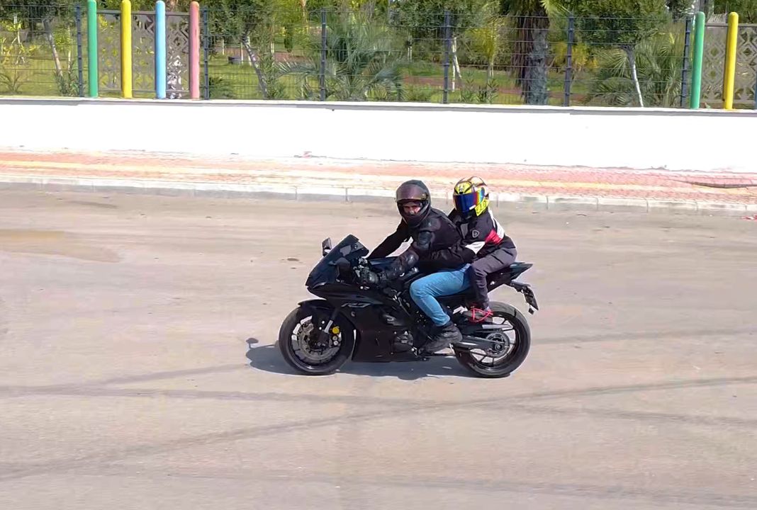 Bedensel engelli milli haltercinin motosiklete binme hayali gerçekleşti