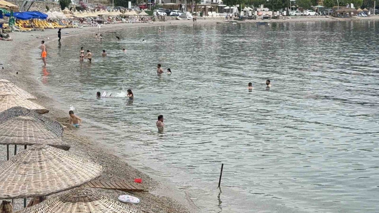Bodrum’da Yaz Sezonu Erken Açıldı: Kumbahçe ve Bitez Sahilleri Dolu