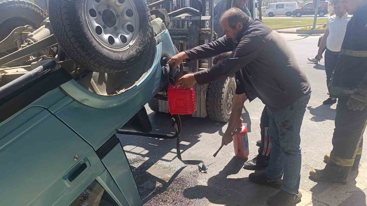 Turistlerin Yardımına Forklift Yetişdi