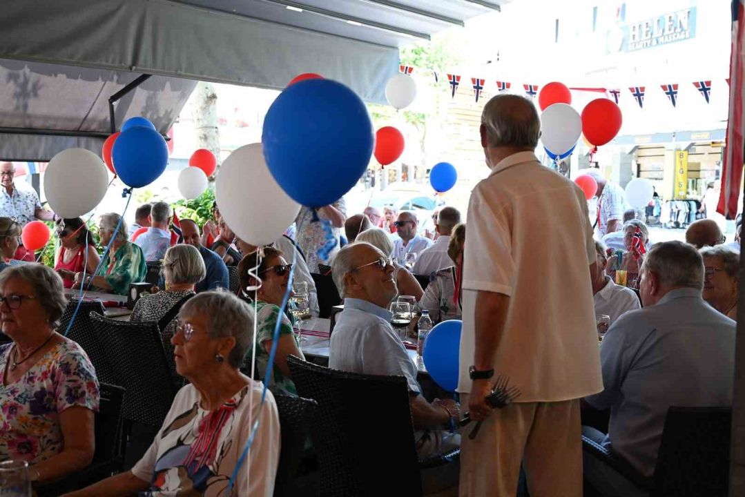 Kemer’de Norveç milli bayramı kutlandı