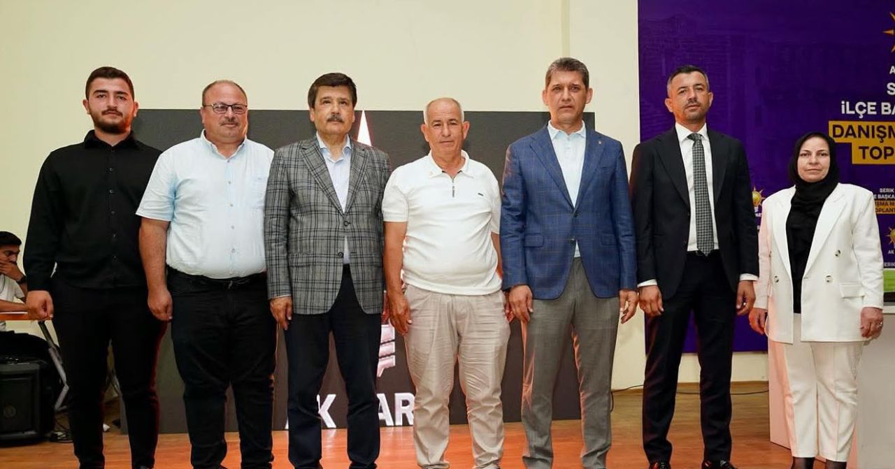 AK Parti Serik İlçe Danışma Meclisi toplantısı yapıldı