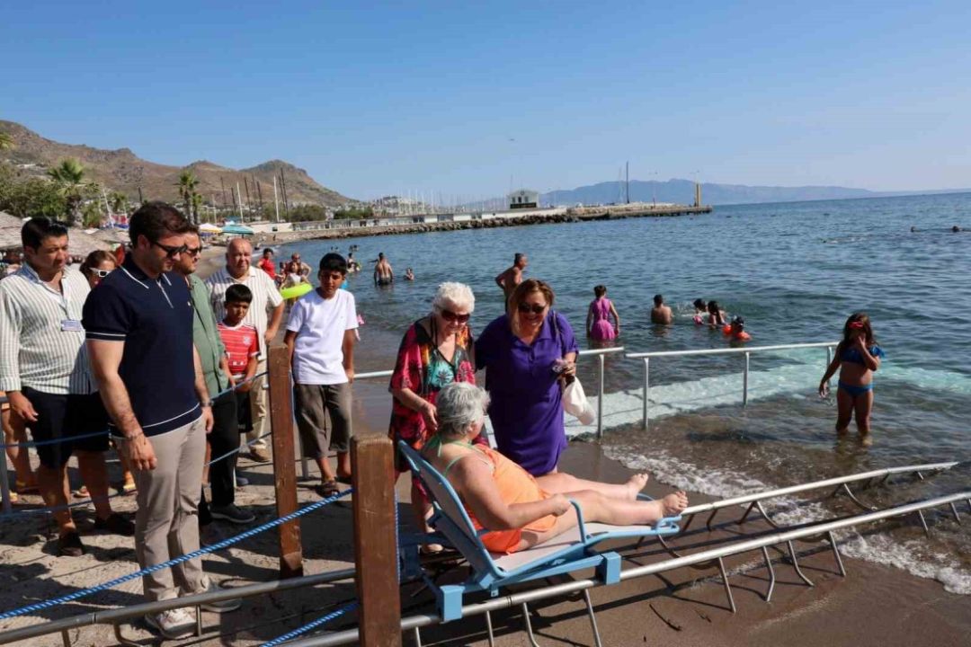 Turgutreis'de plaja raylı sistem