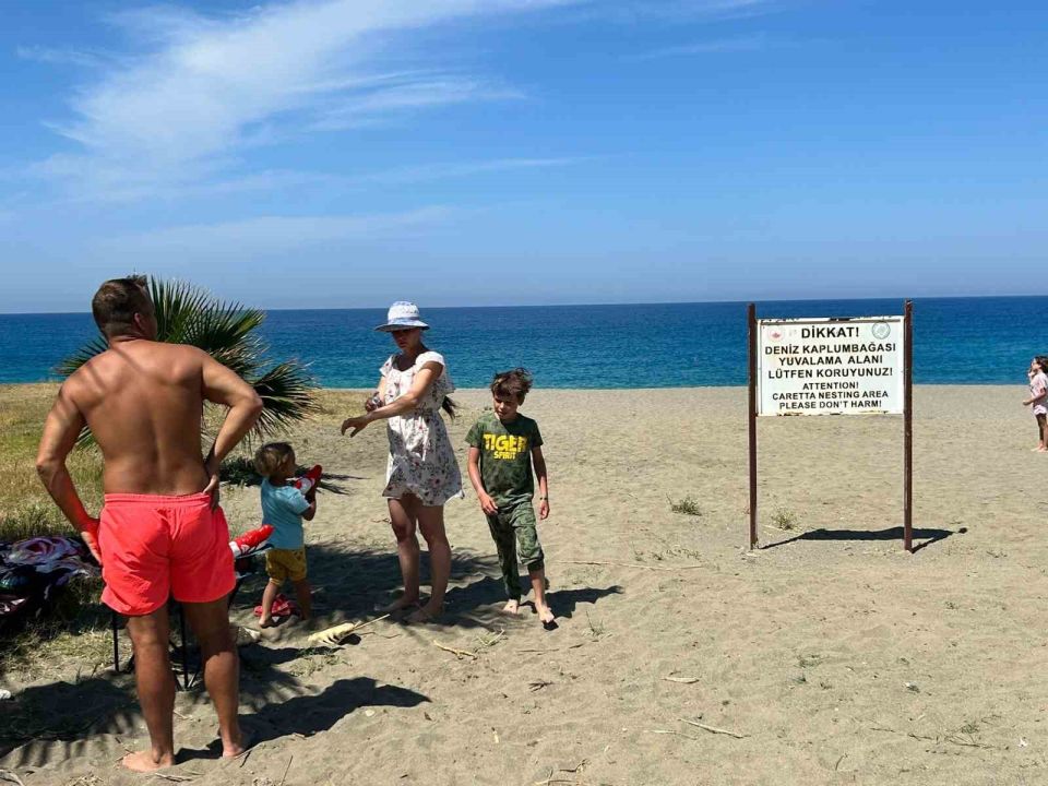 Gazipaşa’da caretta carettalar için deniz dibi temizliği yapıldı
