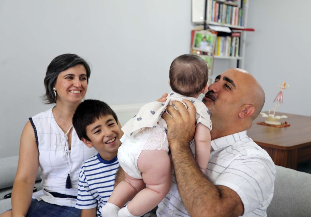 Çağla doğduğu gün yuva buldu
