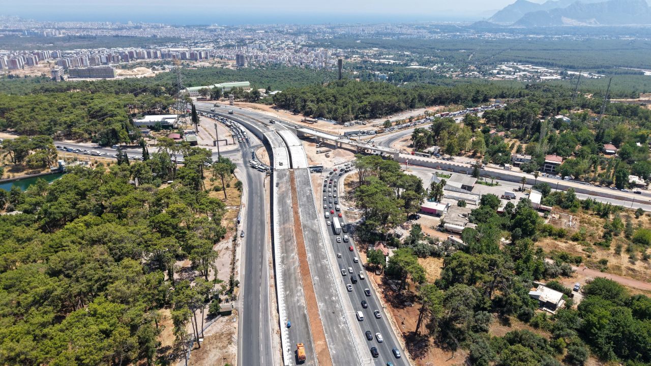 Kepezüstü kavşağı ay sonu açılıyor