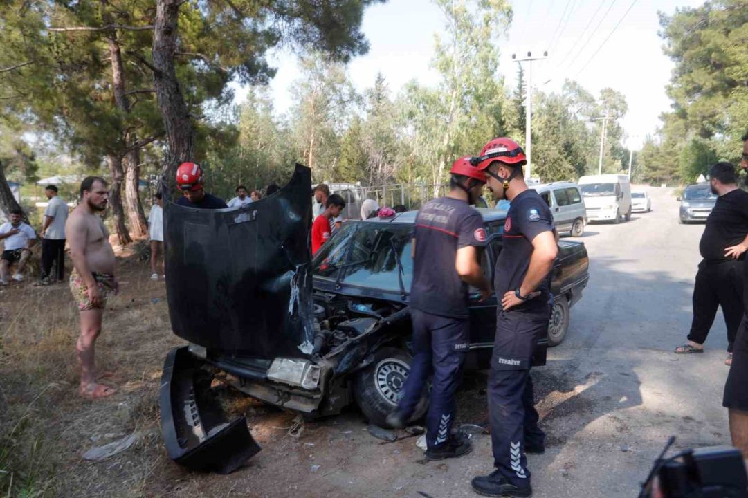 Antalya’da piknik dönüşü feci kaza