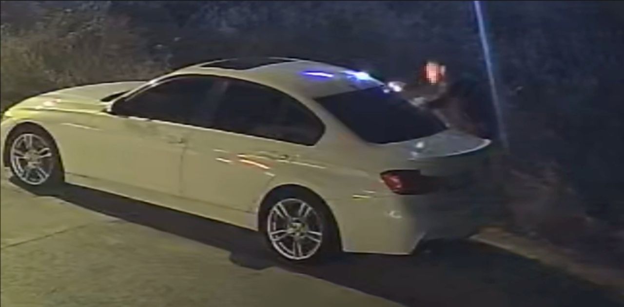 Antalya’da iş adamının lüks otomobiline saldırı