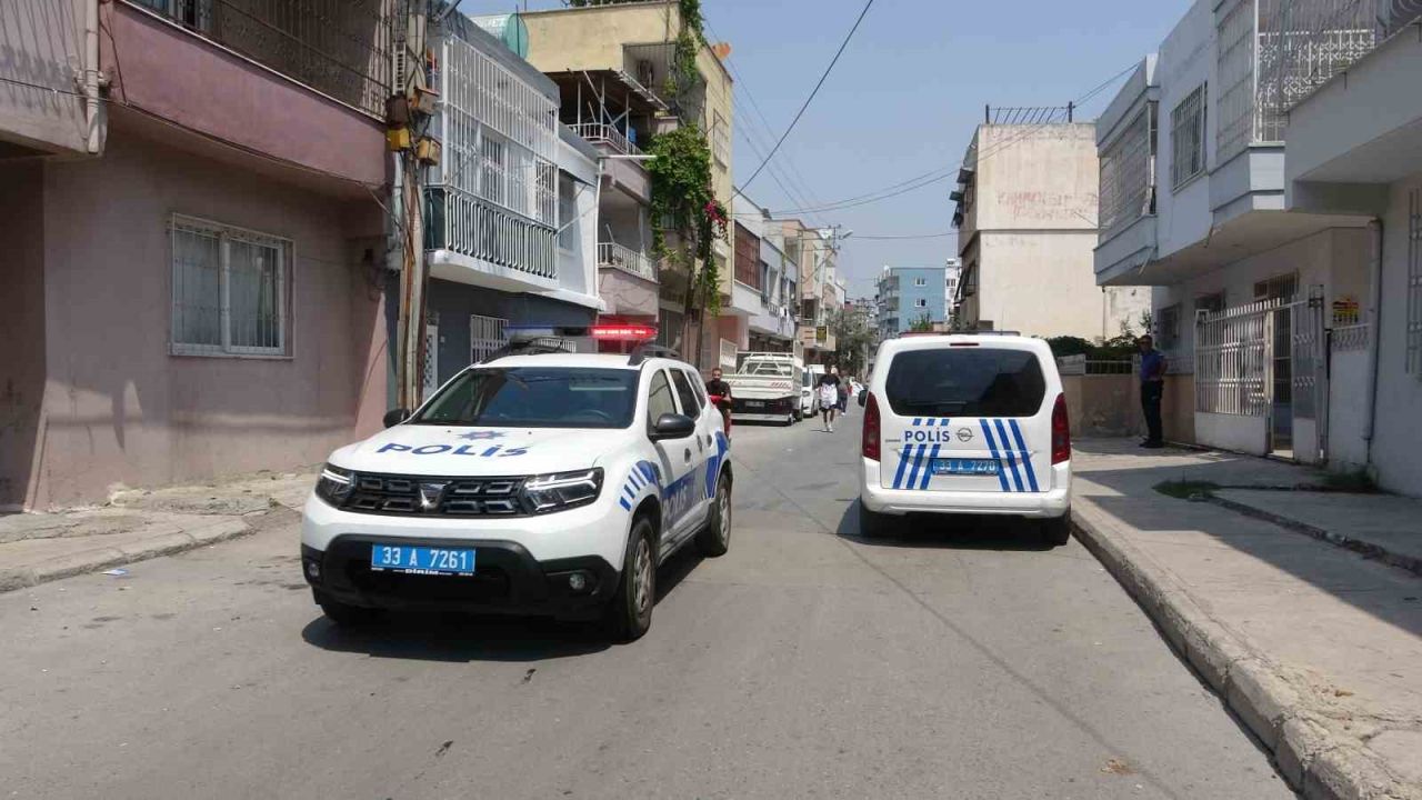 Mersin’de anne-kız tabanca ile vurularak öldürüldü