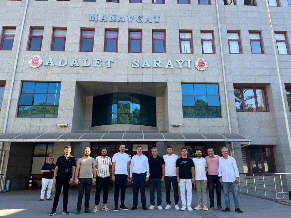 Manavgat Belediyesi’nde istifa eden meclis üyeleri yerine yedekleri davet edildi