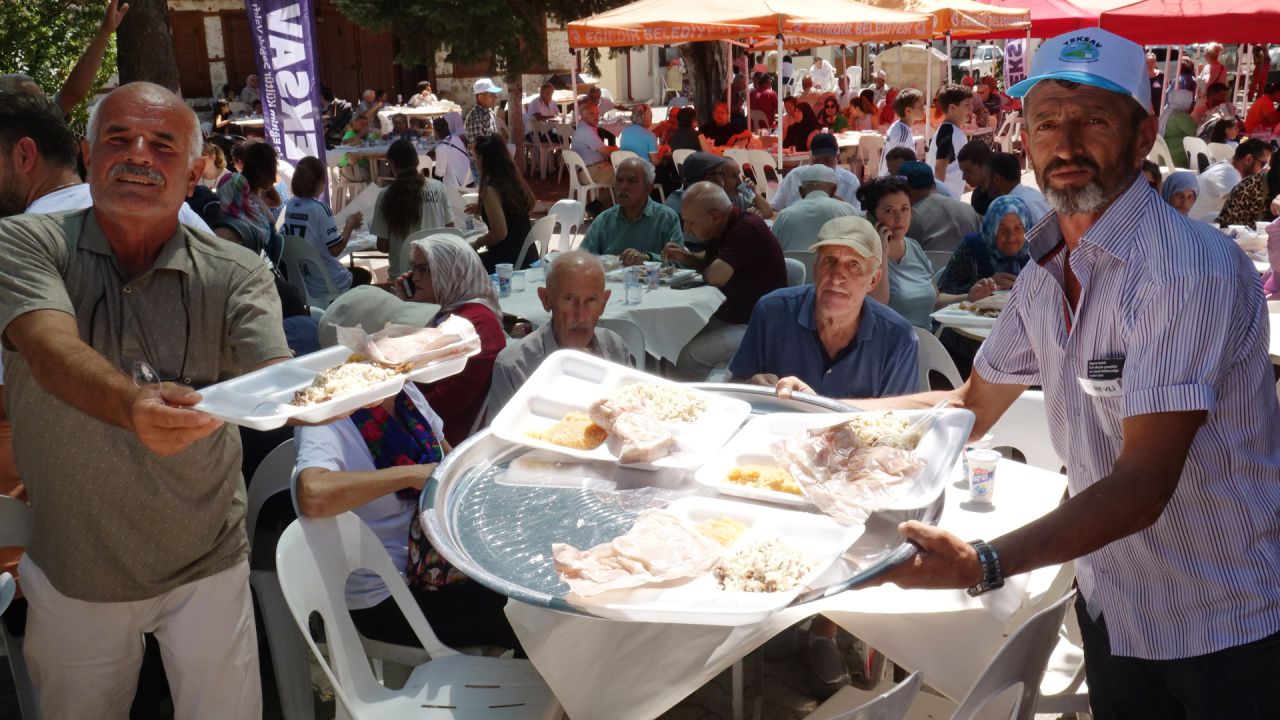 Eğirdir'de 'Pişi Günü' etkinliği yapıldı