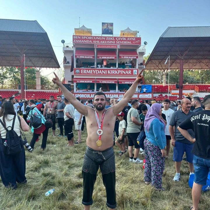 Çilenker'in başpehlivanlık coşkusu