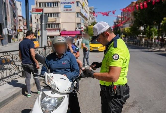 Isparta’da motosiklet denetiminde 137 sürücüye ceza