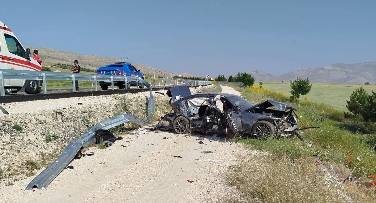 Her gün ortalama 6 kişi 'kaza yerinde' öldü