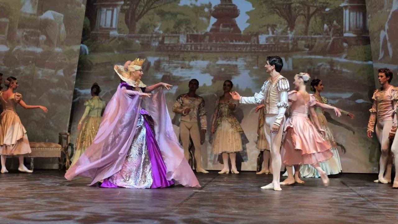 Bodrum Bale Festivali "Kuğu Gölü" ile başladı