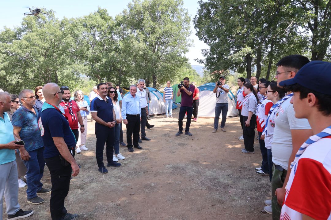 Büyükşehir izcileri Akseki'de kampta