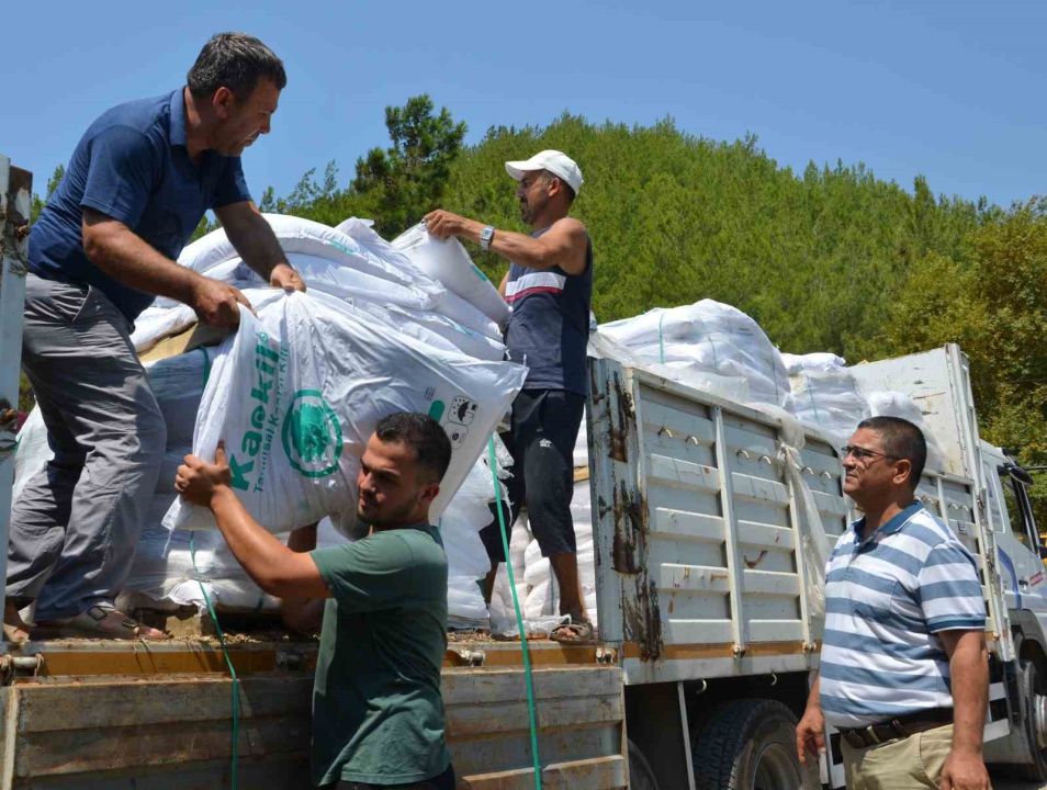 Büyükşehir'den  Alanya'ya 10 tonluk hizmet