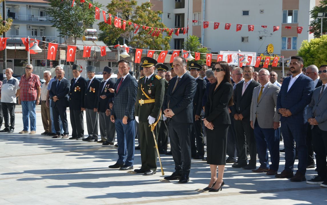 Korkuteli'de Zafer Bayramı coşkusu