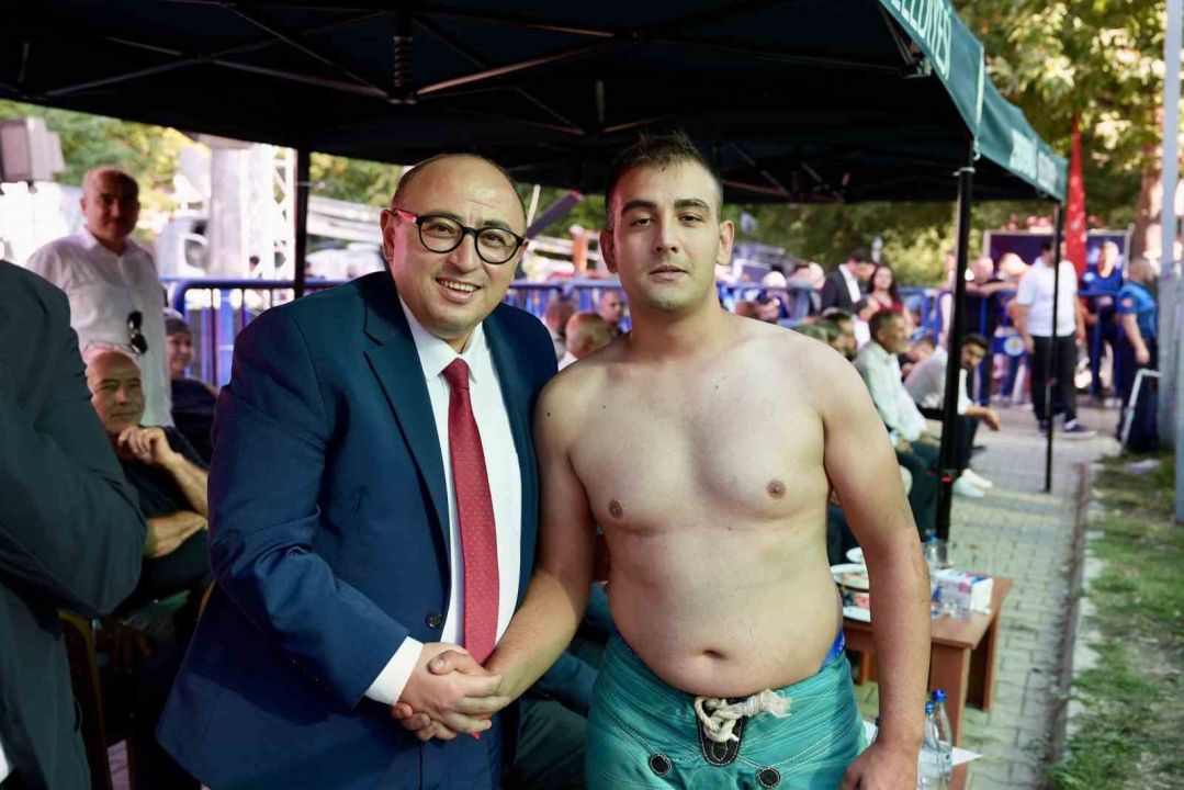 Yörük kültürünün buluşması! Hacıalanı Yaylası’nda geleneksel güreşler